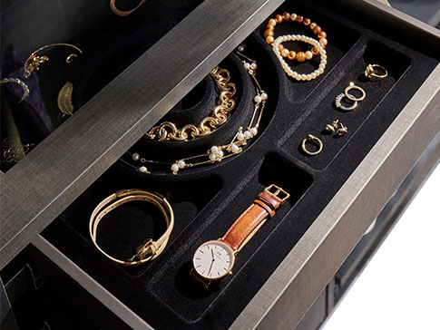 Agoform non slip mat jewelry